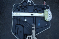 mechanismus stahování okna pravých předních dveří - ORIGINÁLNÍ DÍL